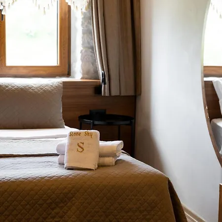 The Stone Sky Αργυρόκαστρο