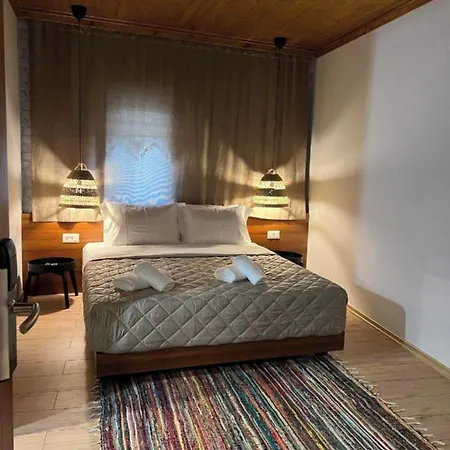 The Stone Sky Αργυρόκαστρο