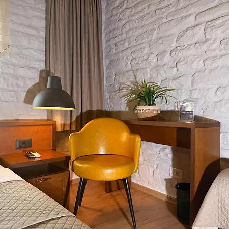Hotel The Stone Sky 3*
