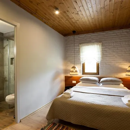 The Stone Sky Hotel Gjirokastër