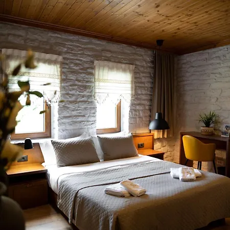 The Stone Sky Hotel Gjirokastër