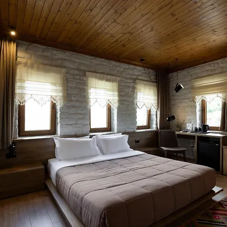 Hotel The Stone Sky Gjirokastër