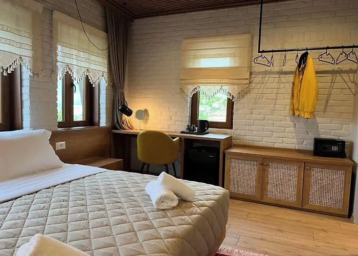 Szálloda The Stone Sky 3*